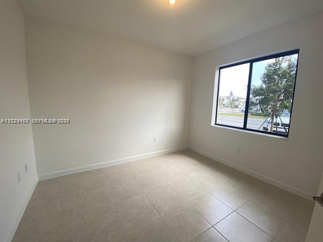 VIA VENTURA NEIGHBORHOOD - Residential