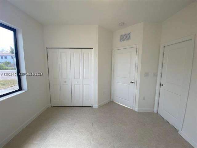 VIA VENTURA NEIGHBORHOOD - Residential