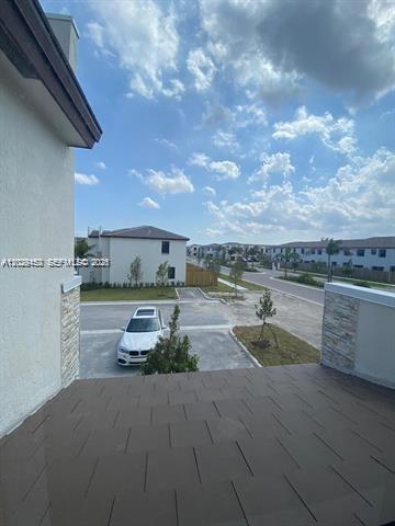 VIA VENTURA NEIGHBORHOOD - Residential