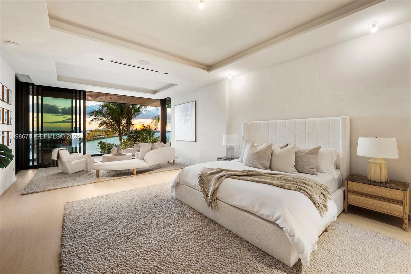 BAY HARBOR ISLAND - Residential
