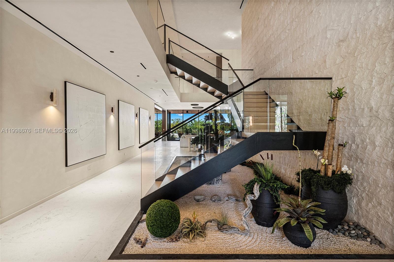 BAY HARBOR ISLAND - Residential