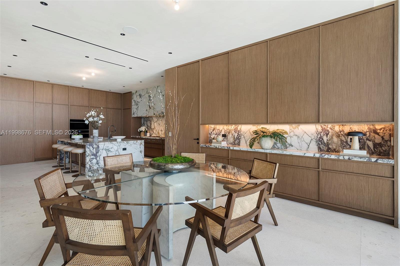 BAY HARBOR ISLAND - Residential