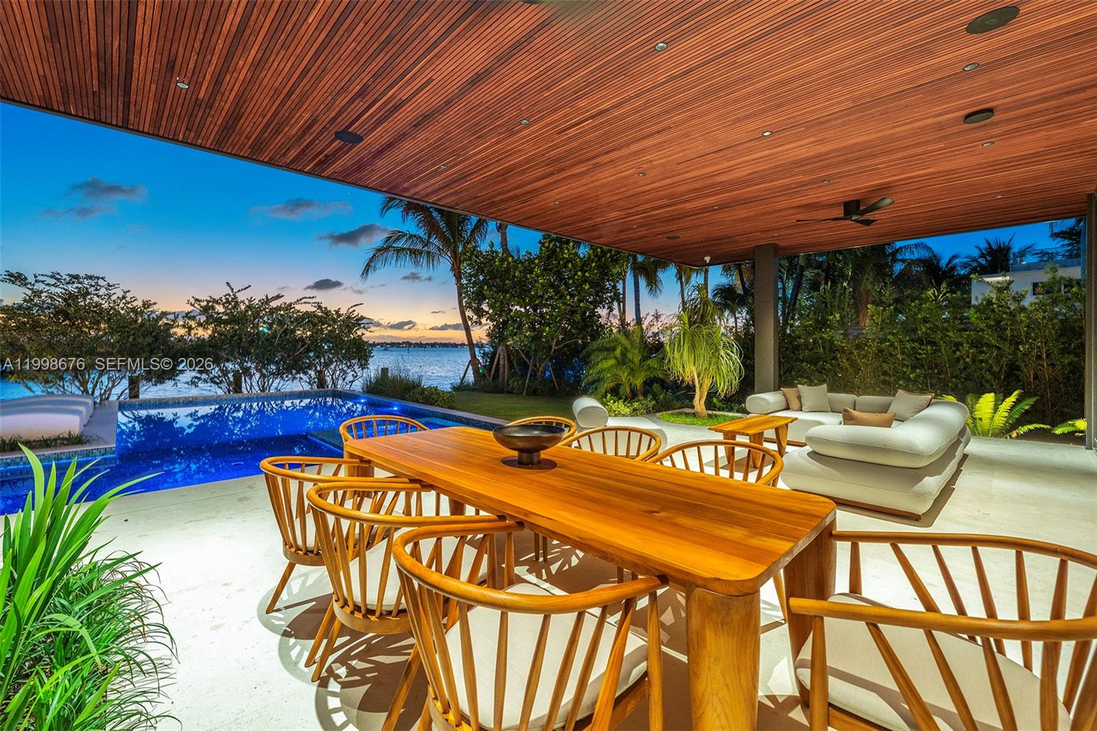 BAY HARBOR ISLAND - Residential