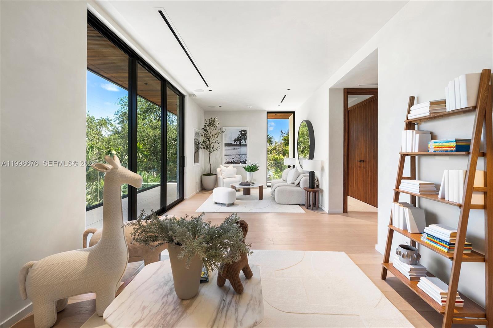 BAY HARBOR ISLAND - Residential