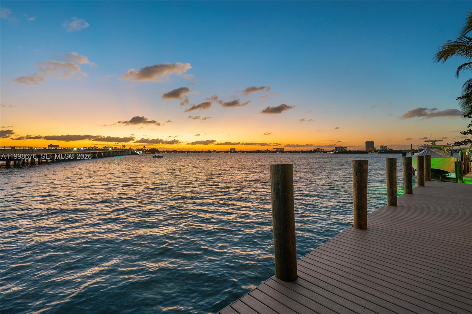 BAY HARBOR ISLAND - Residential