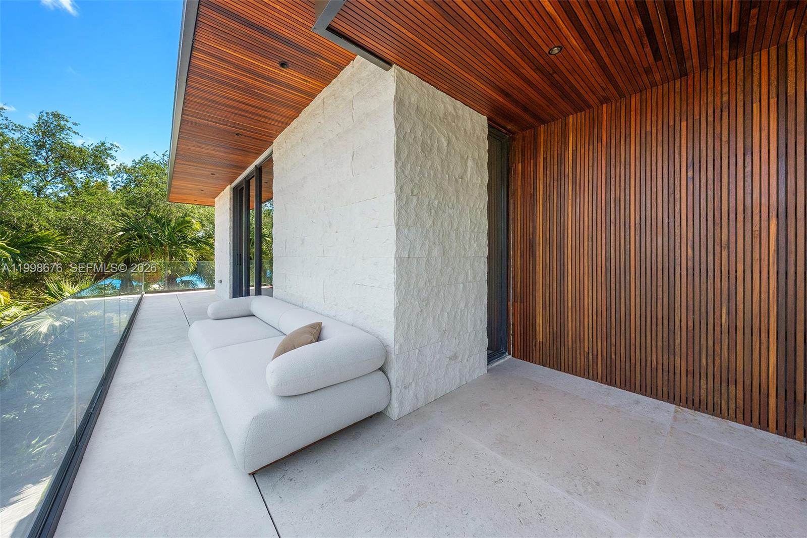 BAY HARBOR ISLAND - Residential