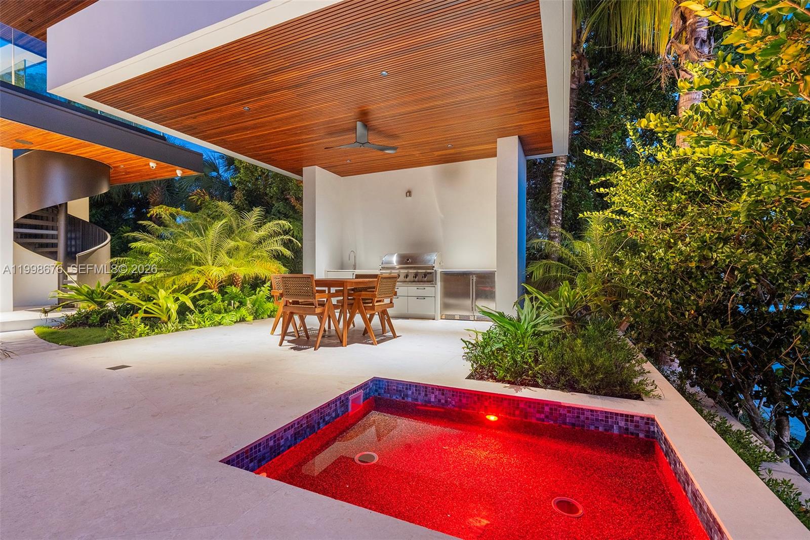 BAY HARBOR ISLAND - Residential