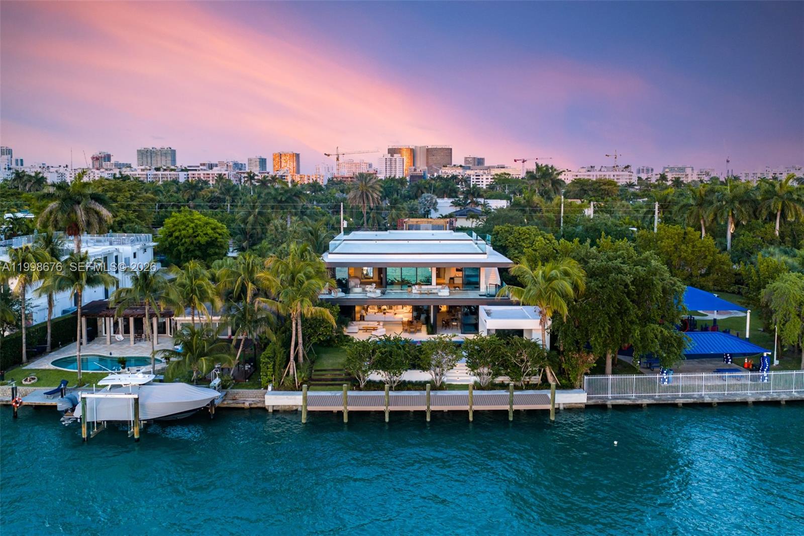 BAY HARBOR ISLAND - Residential