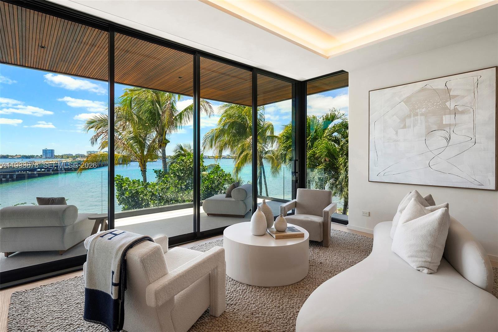 BAY HARBOR ISLAND - Residential
