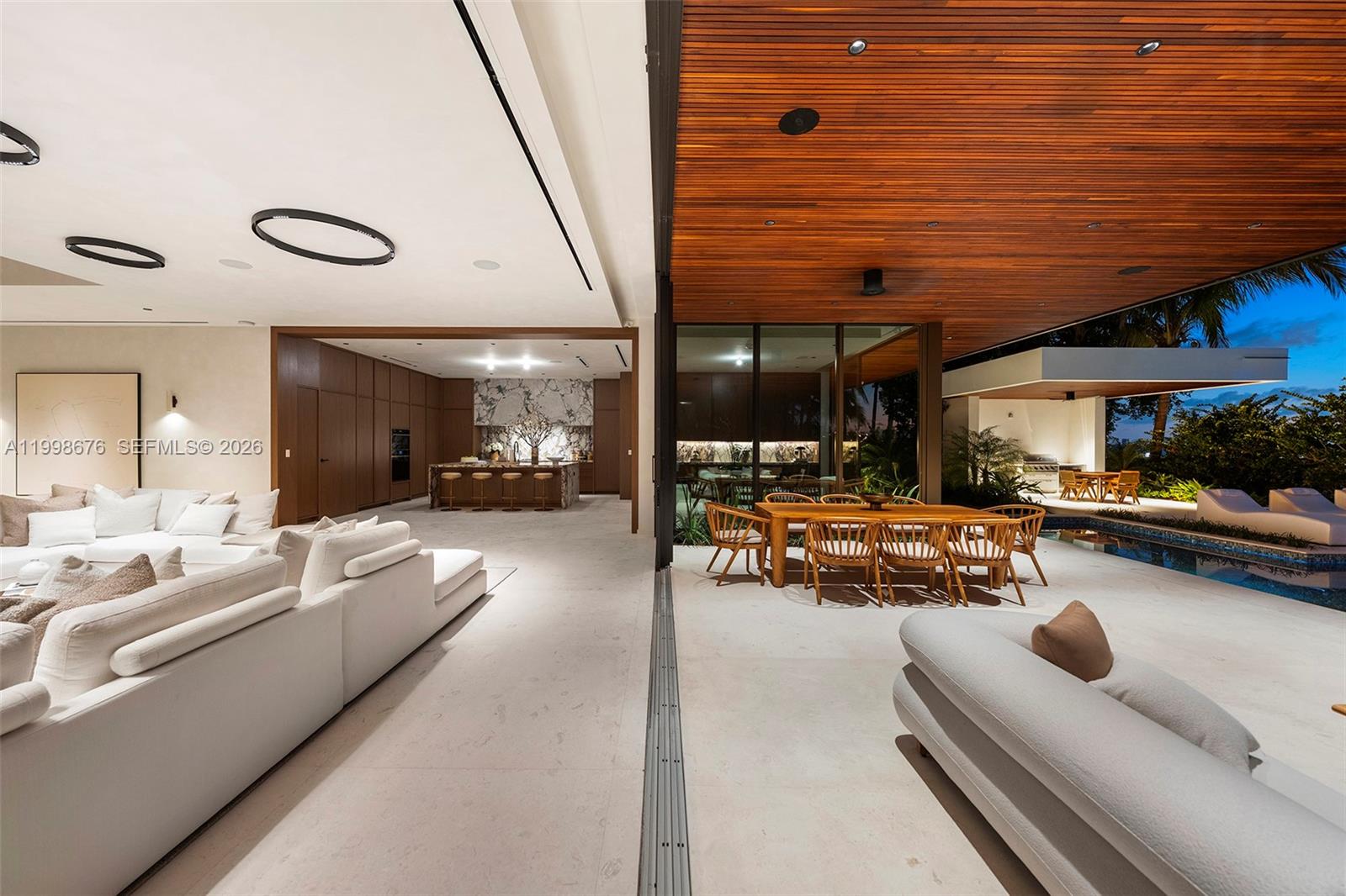 BAY HARBOR ISLAND - Residential