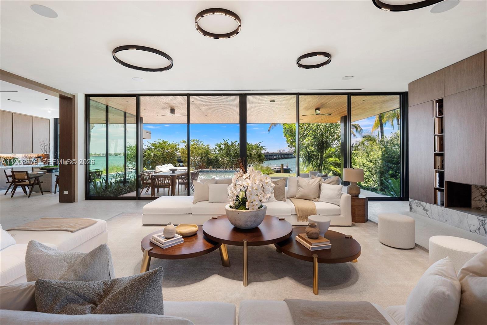 BAY HARBOR ISLAND - Residential