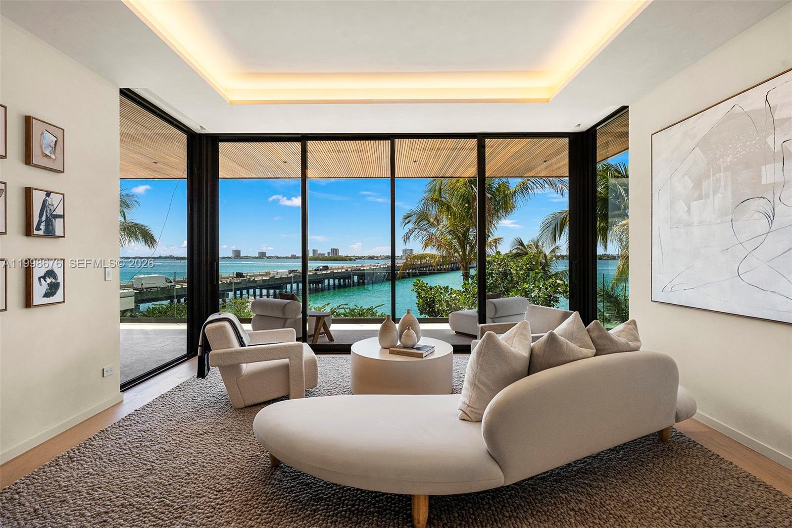BAY HARBOR ISLAND - Residential