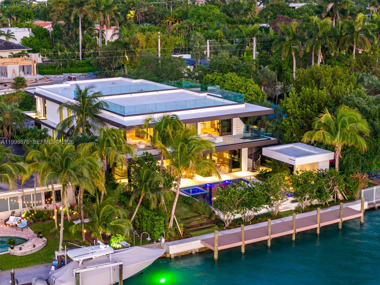 BAY HARBOR ISLAND - Residential