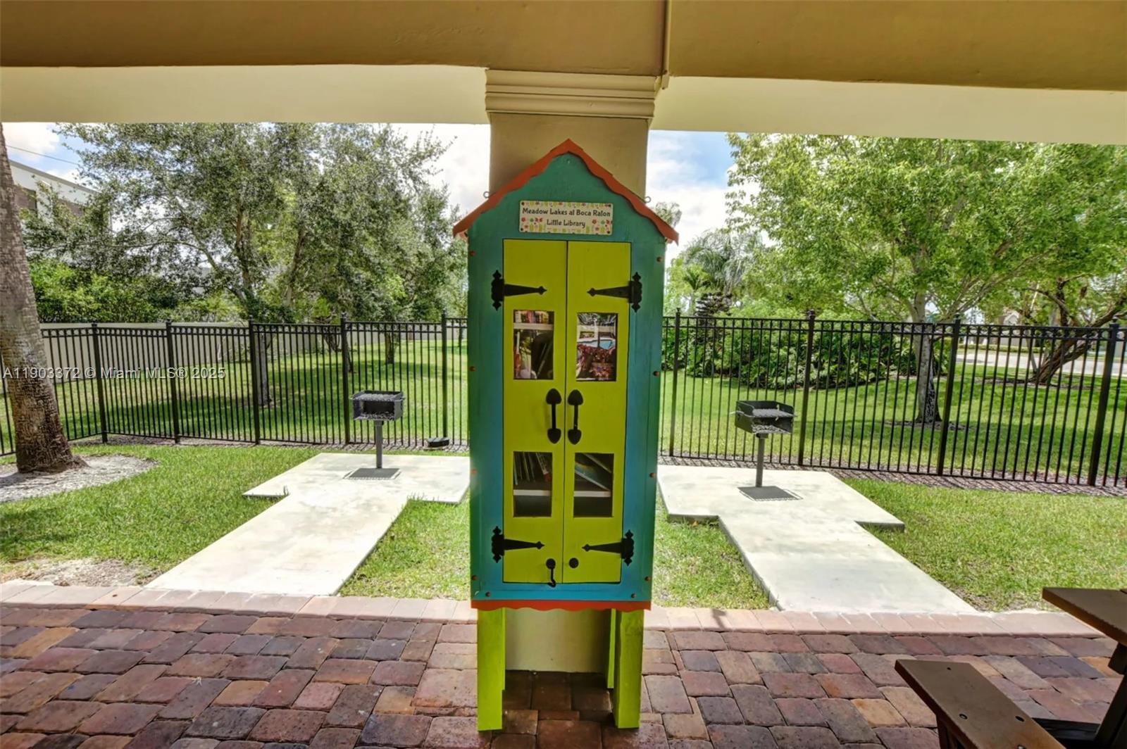 HILLSBORO COUNTRY CLUB - Residential