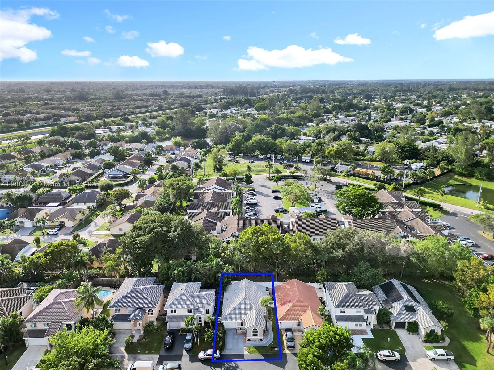 HILLSBORO COUNTRY CLUB - Residential