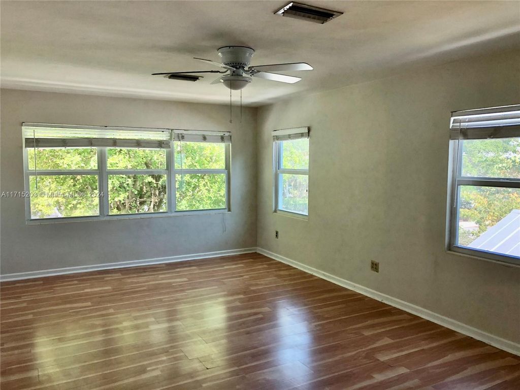 Photo of 114 S M St #3, Lake Worth, FL 33460 (MLS # A11715203)