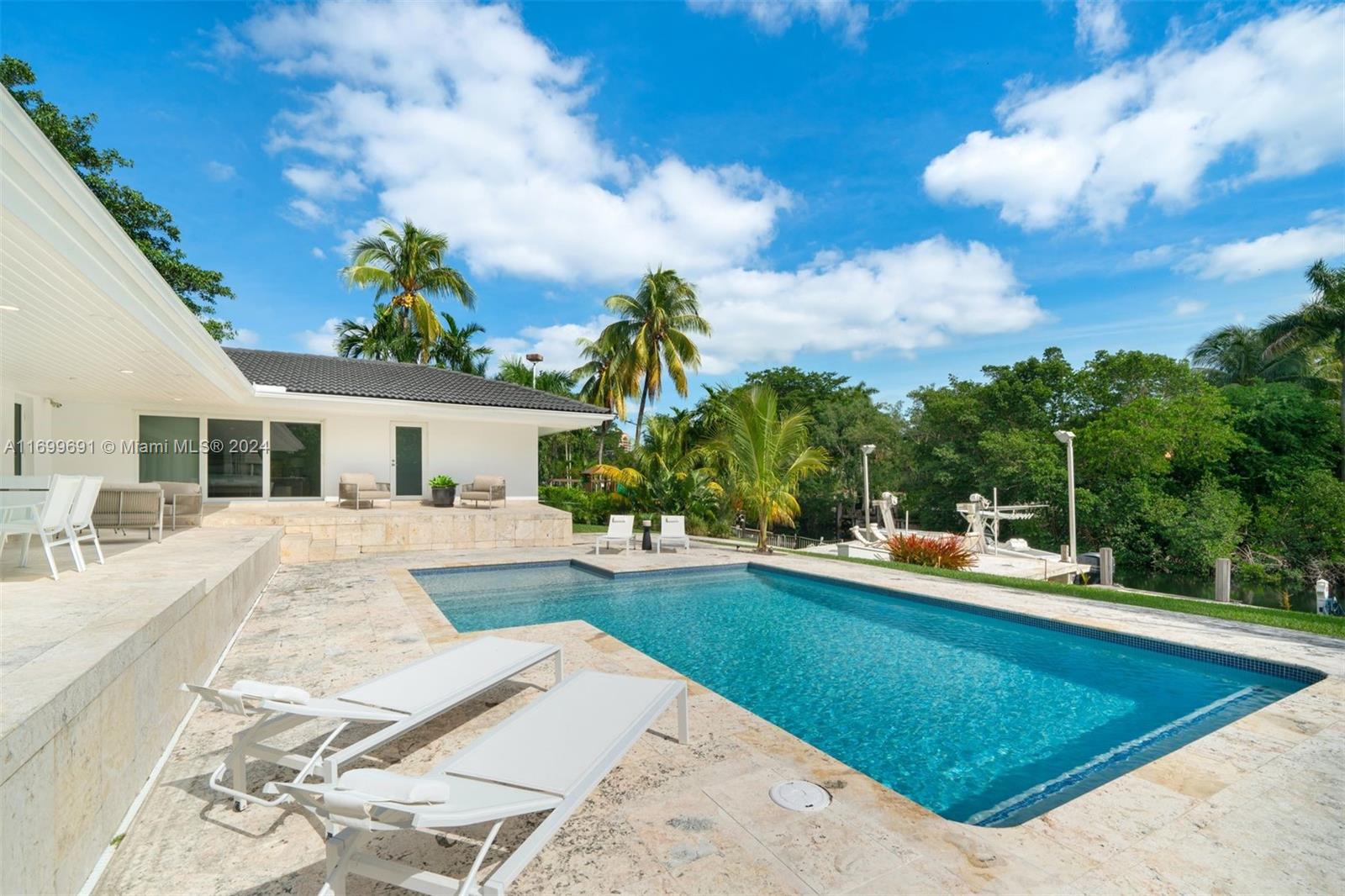 COCOPLUM SEC 1 - Residential