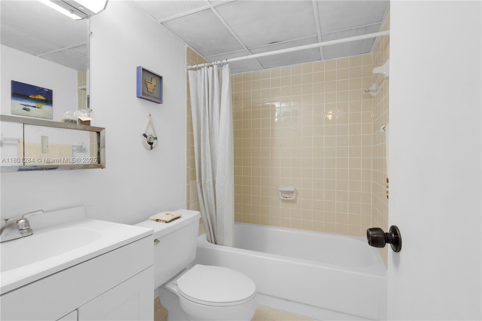 MILAM CONDO SOUTH - Residential