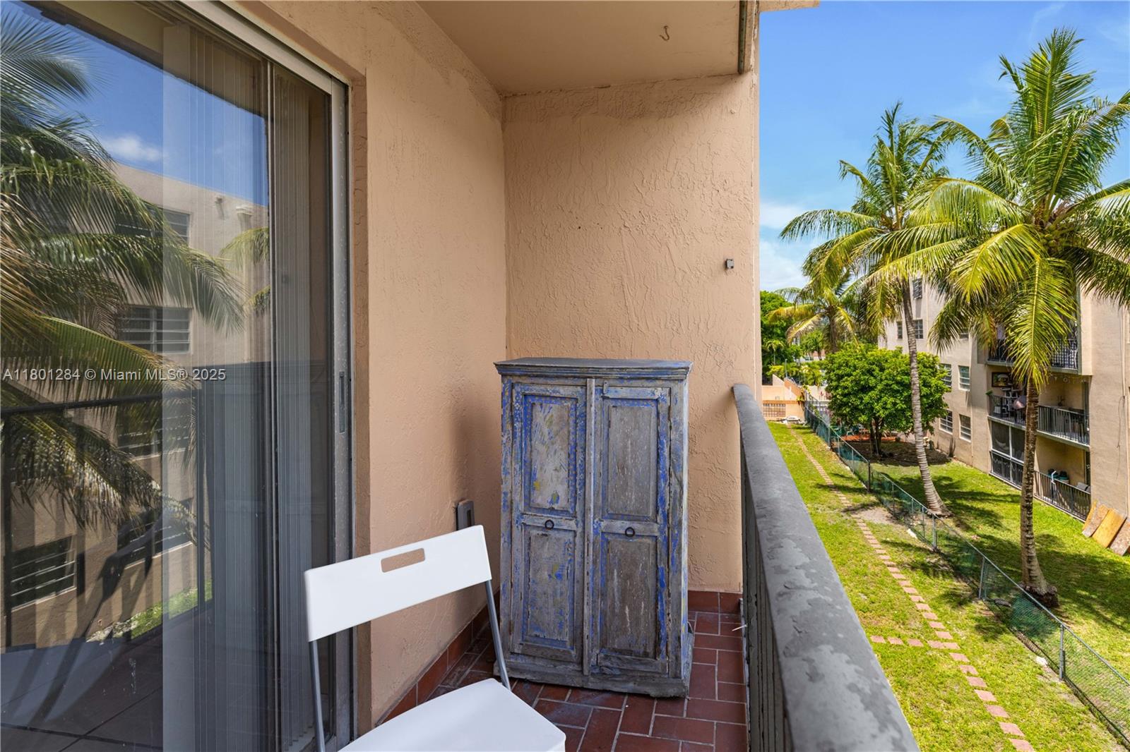 MILAM CONDO SOUTH - Residential