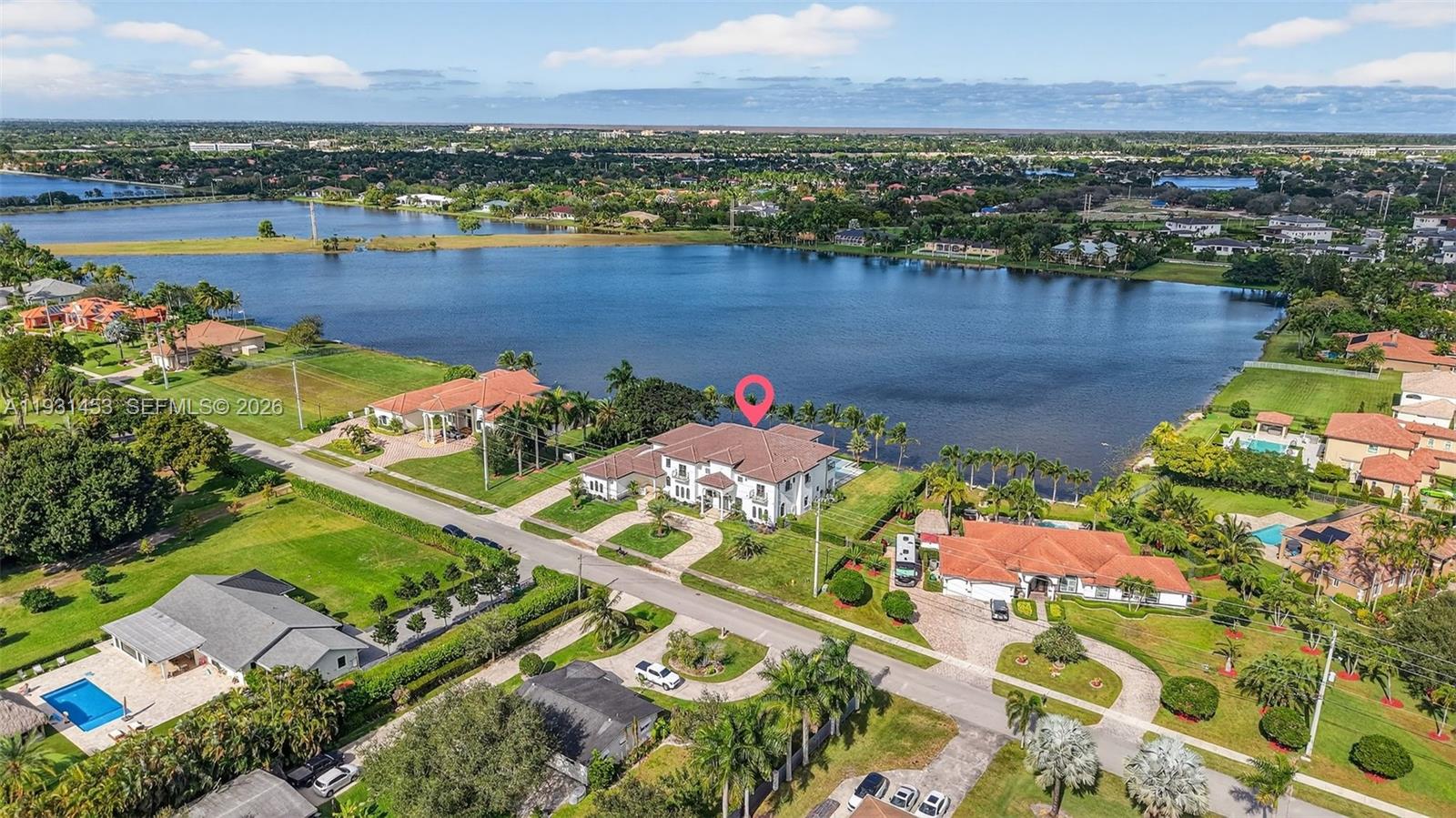 VISTA LAKES - Residential