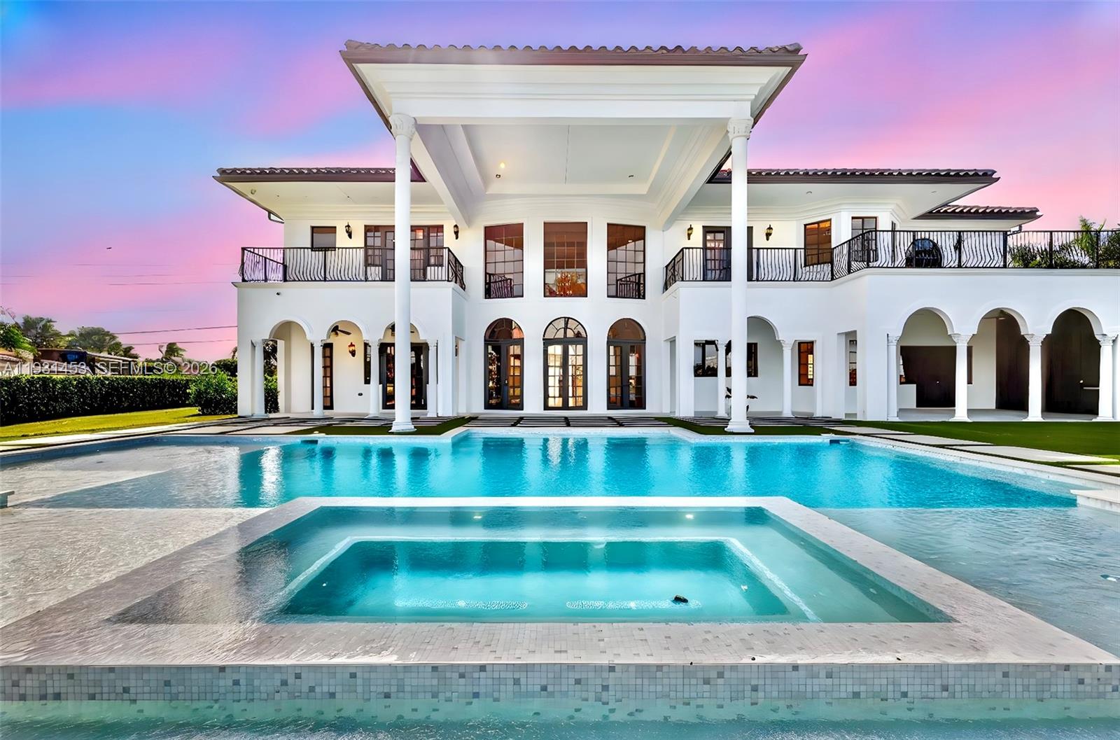 VISTA LAKES - Residential