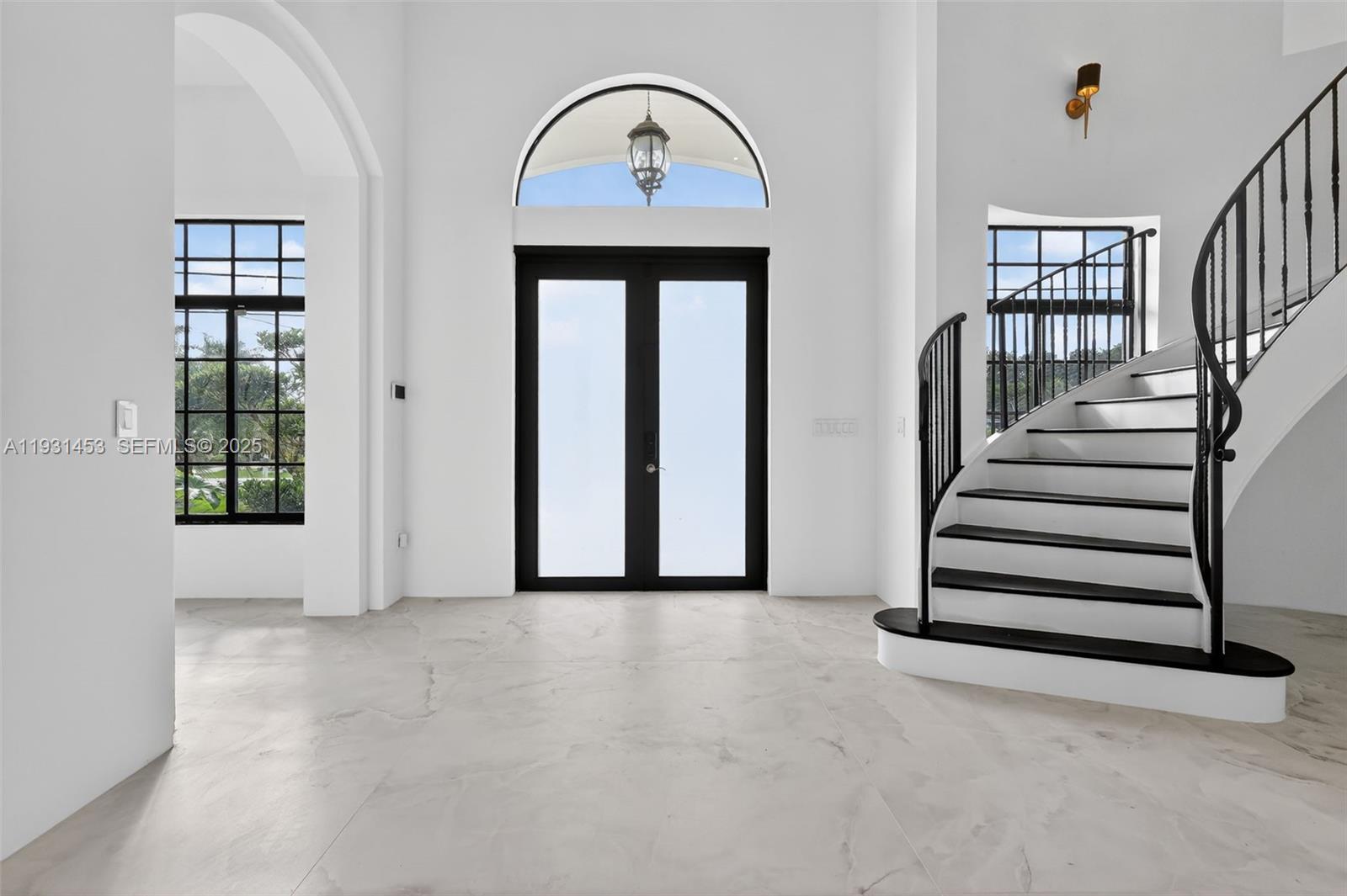 VISTA LAKES - Residential