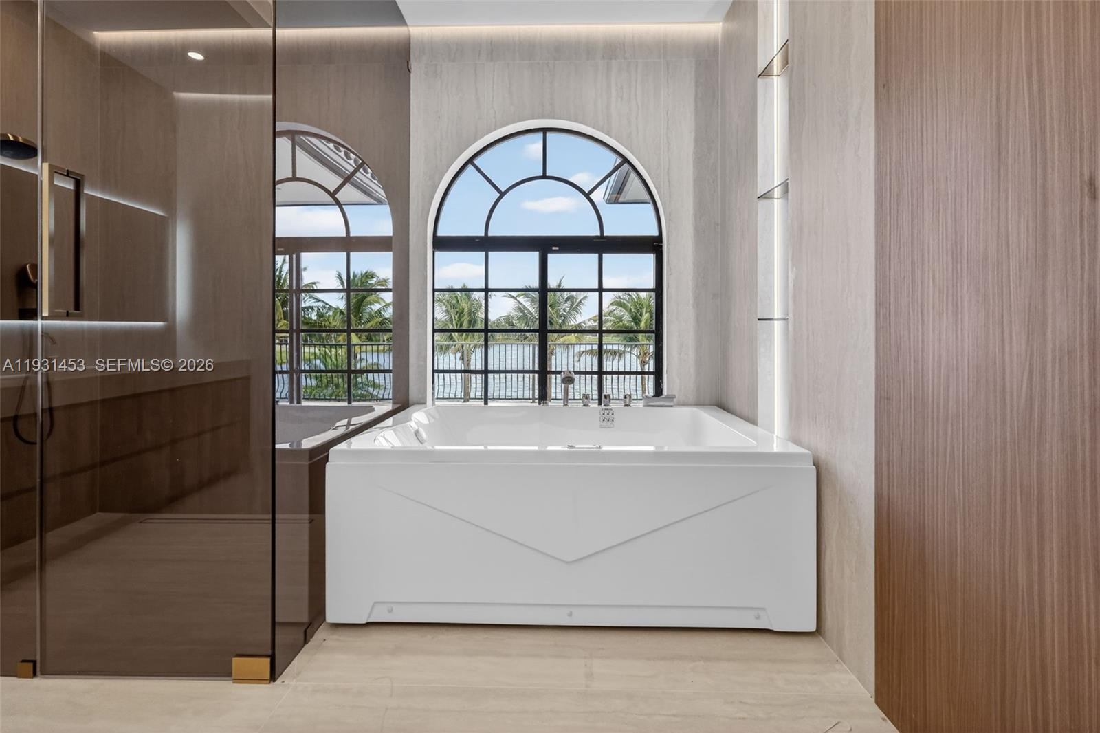 VISTA LAKES - Residential