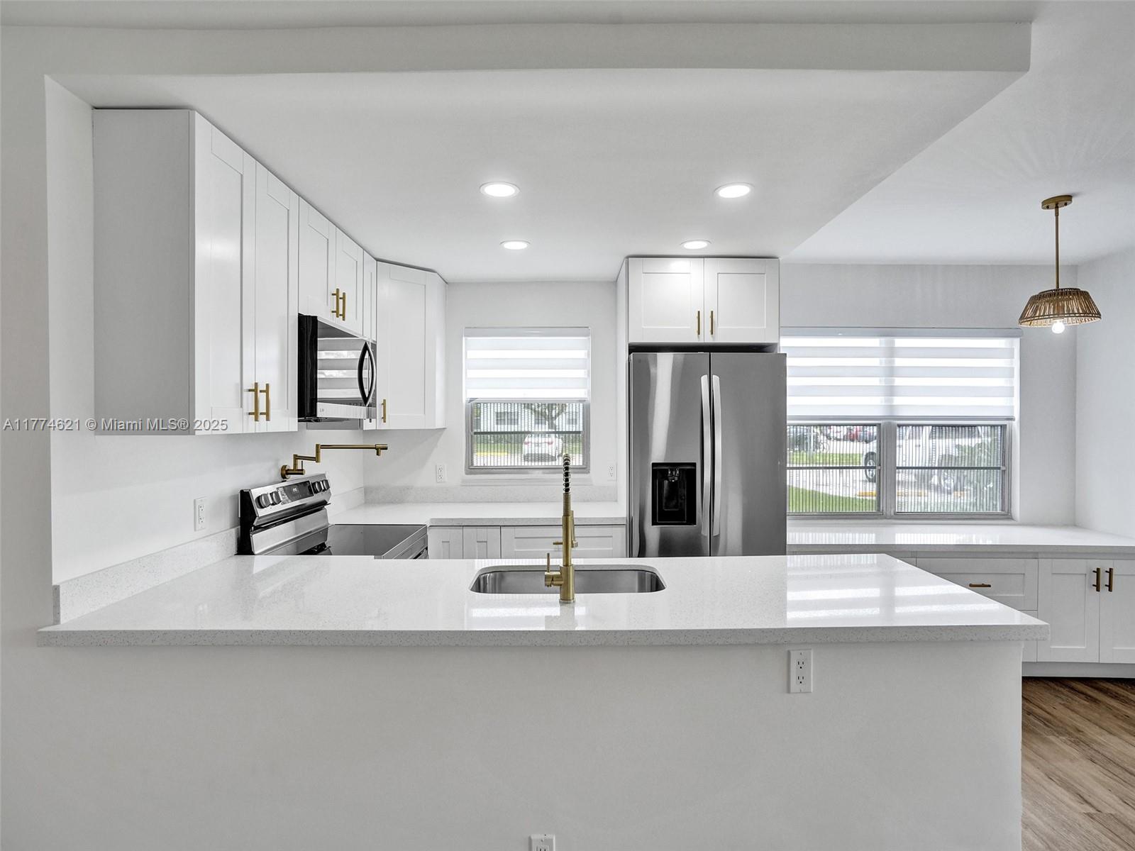 Property for Sale at 21 Prescott B 21, Deerfield Beach, Broward County, Florida - Bedrooms: 2 
Bathrooms: 2  - $199,999
