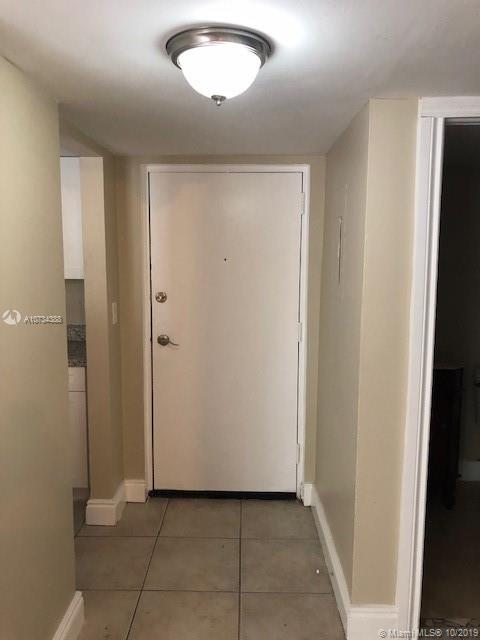 LAS BRISAS@ COUNTRY CLUB - Residential Lease