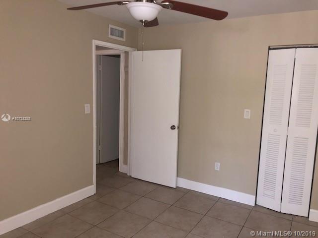 LAS BRISAS@ COUNTRY CLUB - Residential Lease