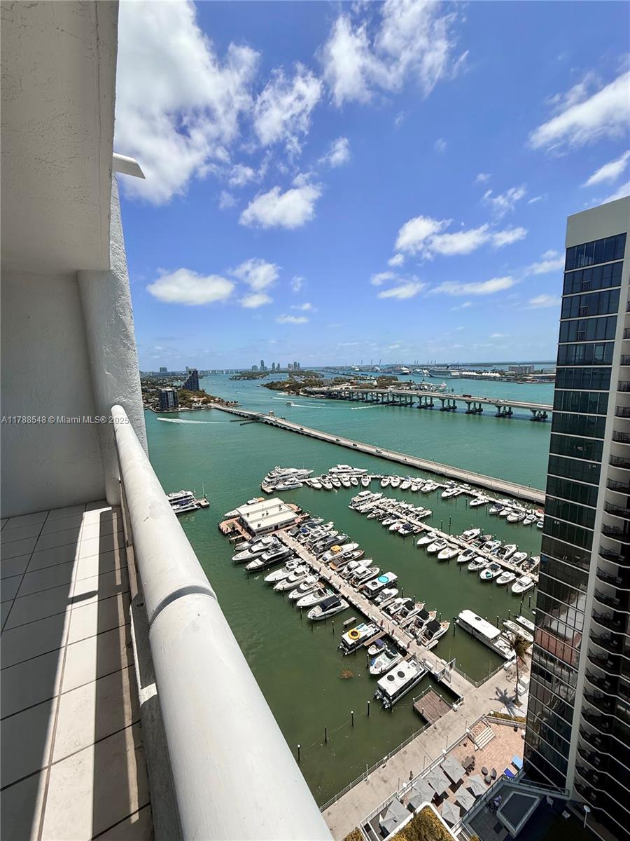 1717 N Bayshore Dr A-3046