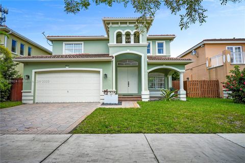 8913 SW 206th St Cutler Bay FL 33189