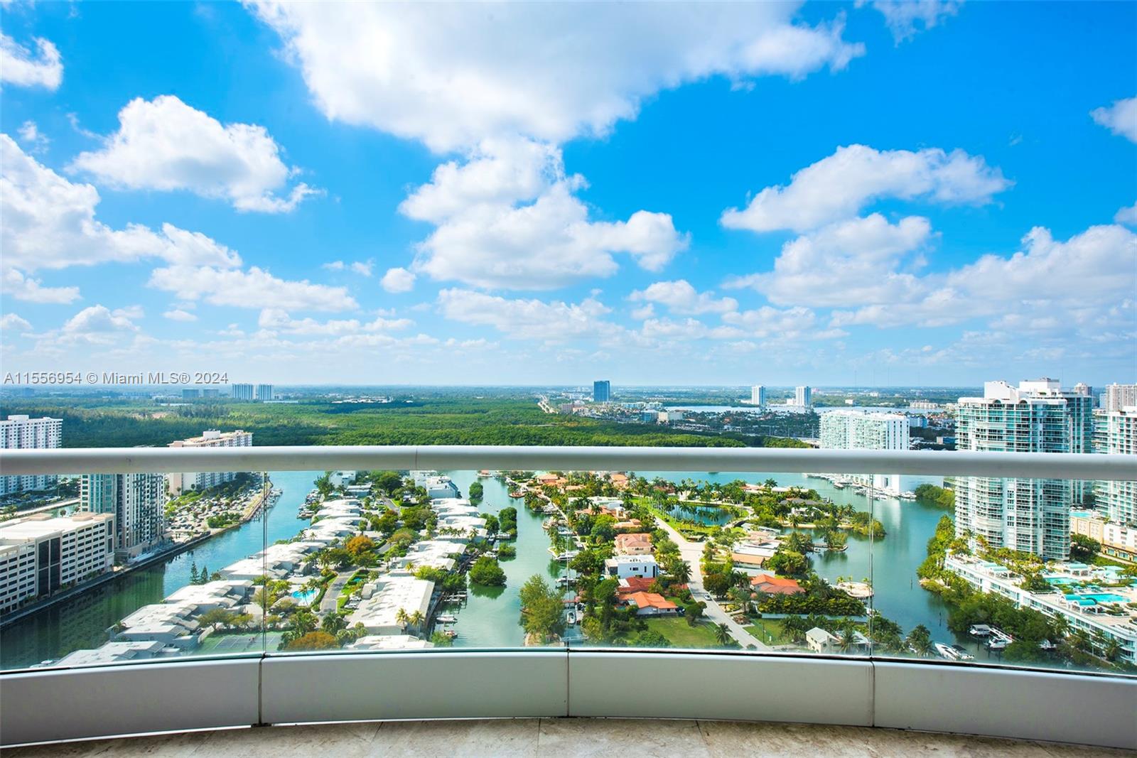 TURNBERRY OCEAN COLONY - Residential