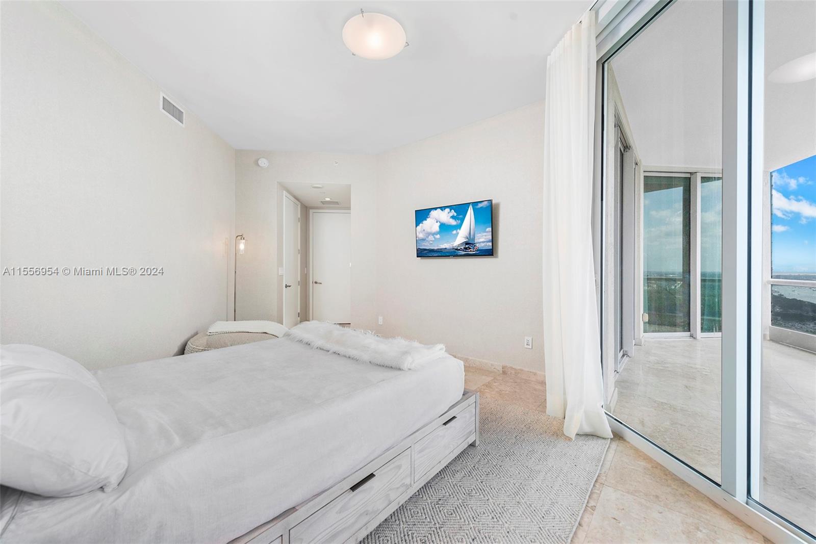 TURNBERRY OCEAN COLONY - Residential