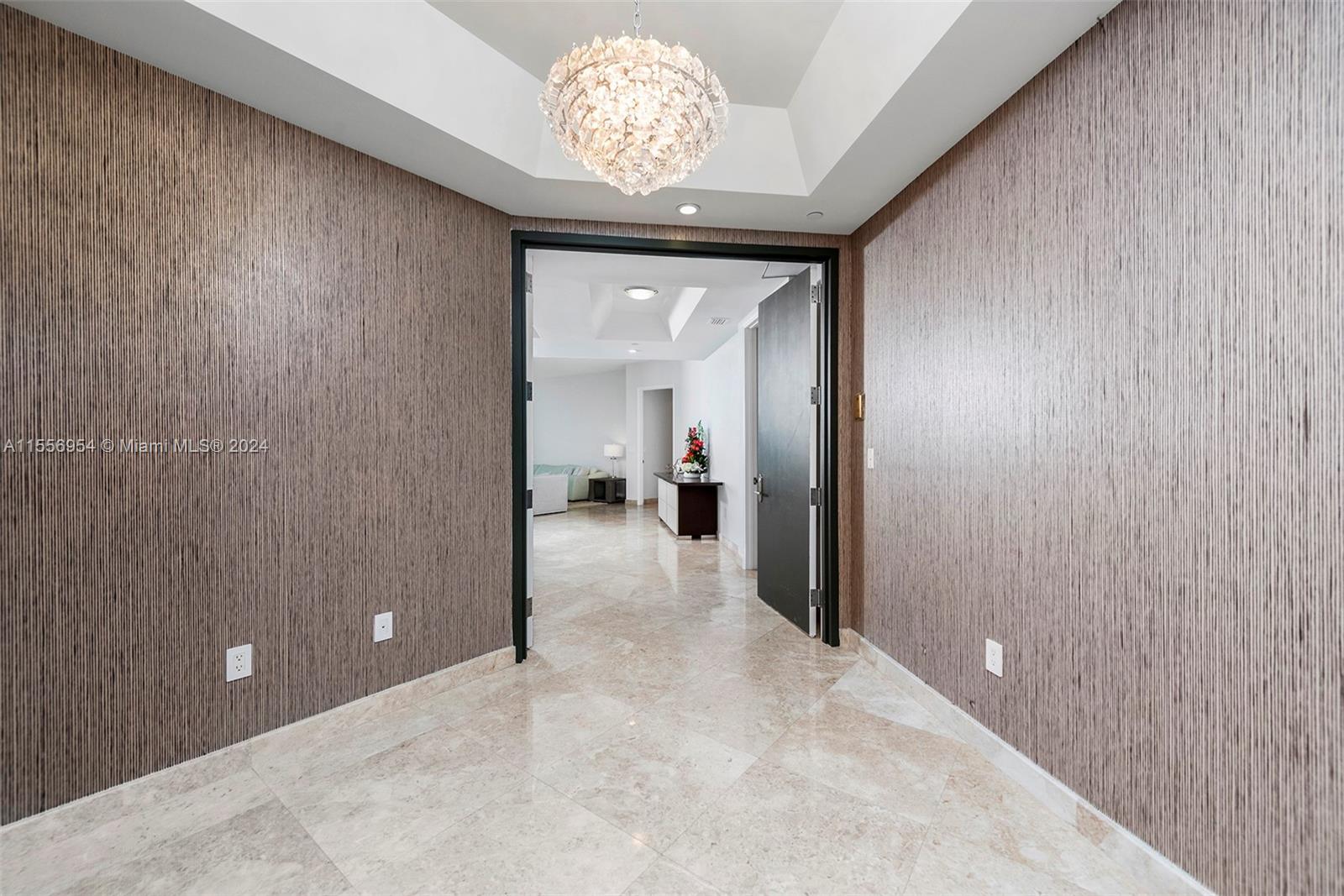 TURNBERRY OCEAN COLONY - Residential