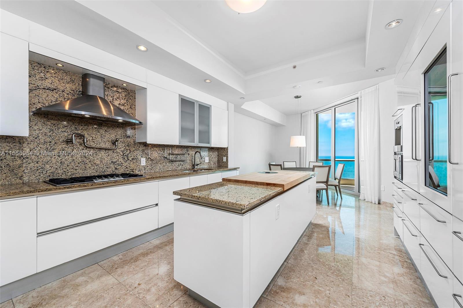 TURNBERRY OCEAN COLONY - Residential