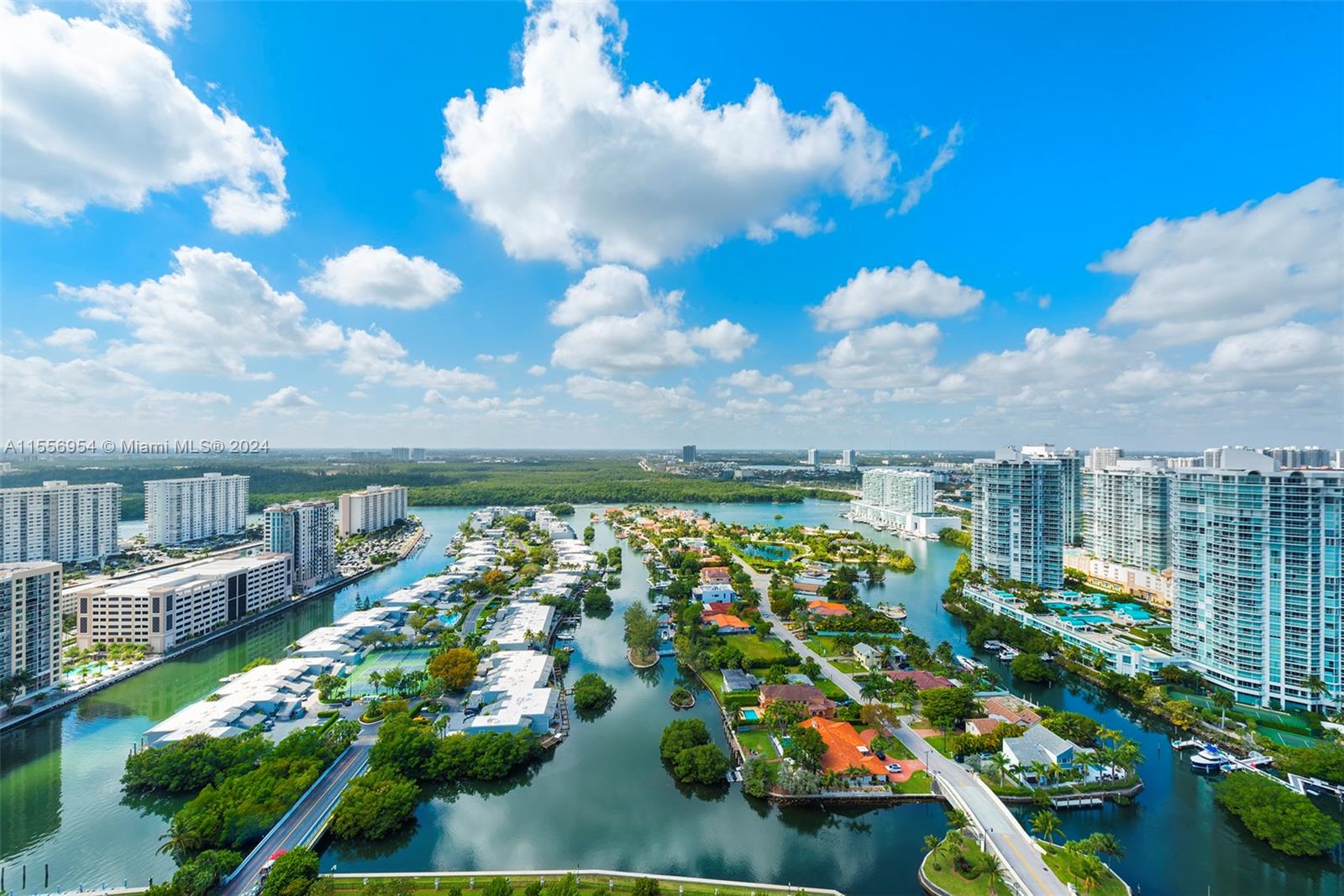 TURNBERRY OCEAN COLONY - Residential