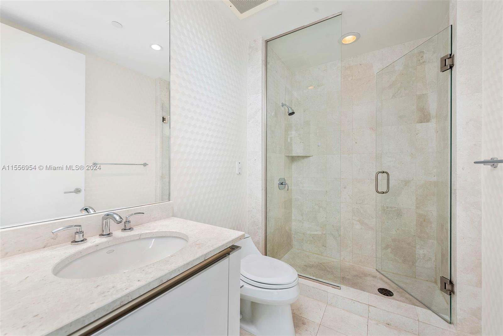 TURNBERRY OCEAN COLONY - Residential