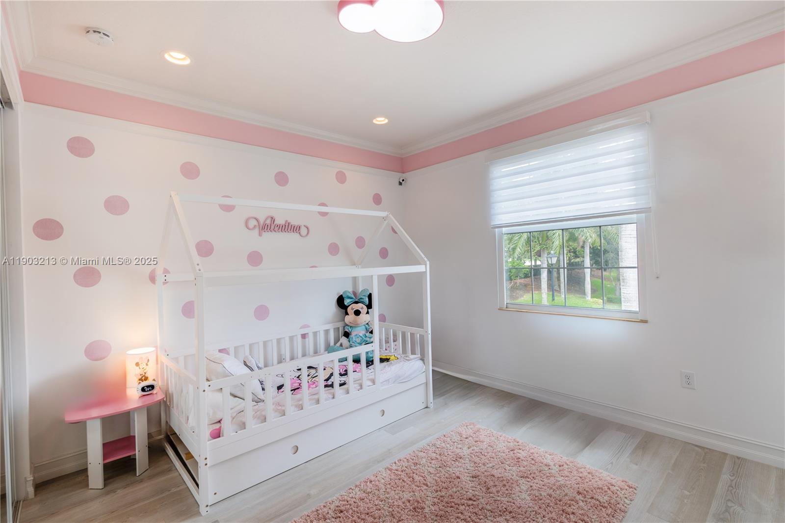 TRAILS AT CANYON 2 - Residential Lease