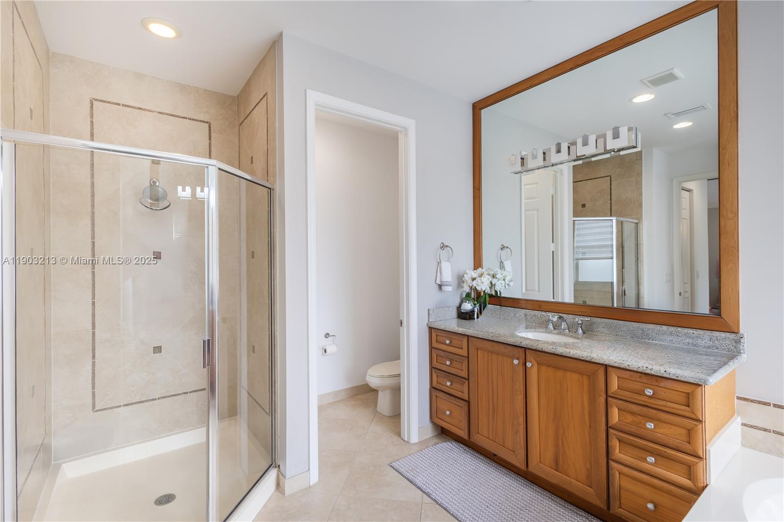 TRAILS AT CANYON 2 - Residential Lease