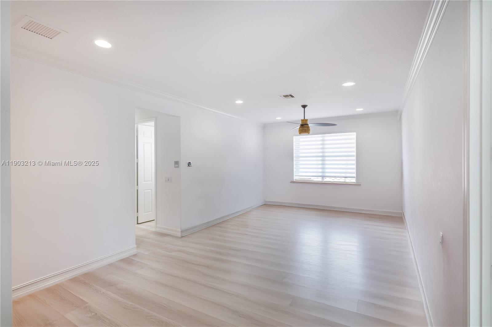 TRAILS AT CANYON 2 - Residential Lease