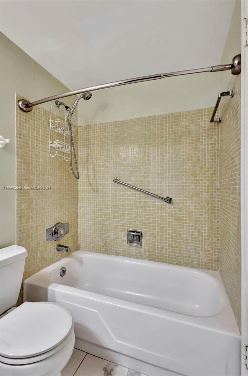 SALISBURY CONDOS - Residential