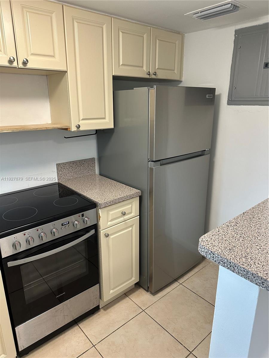 CORAL GABLES DOUGLAS SEC - Residential Lease