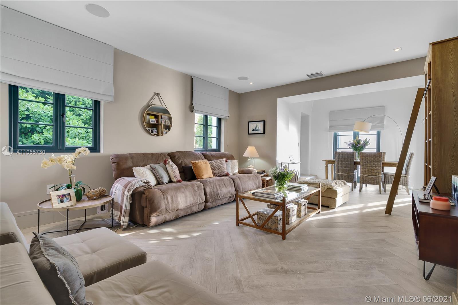 MASHTA ISLAND A REPLAT OF - Residential