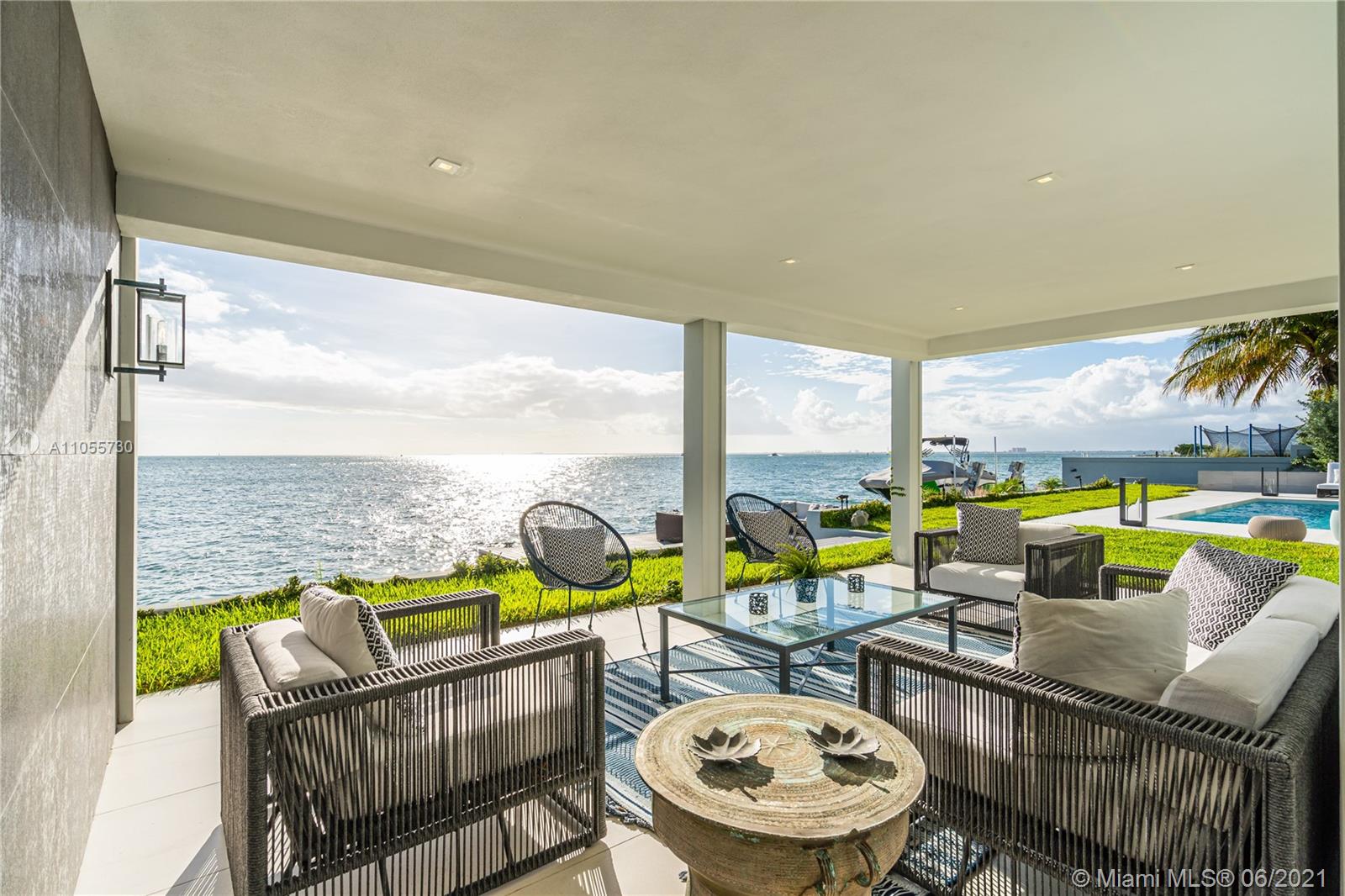 MASHTA ISLAND A REPLAT OF - Residential