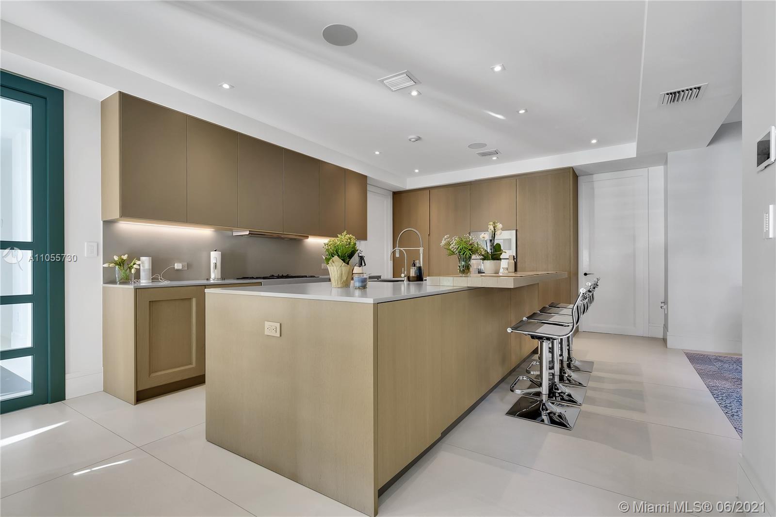 MASHTA ISLAND A REPLAT OF - Residential