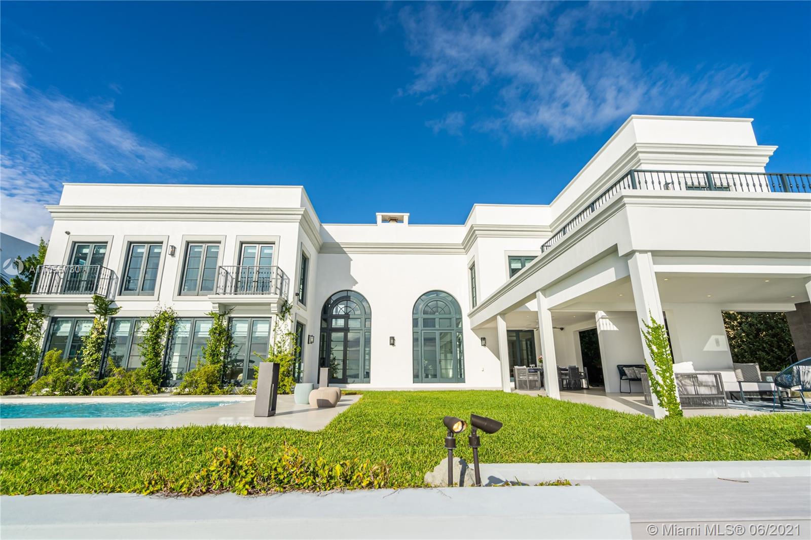 MASHTA ISLAND A REPLAT OF - Residential