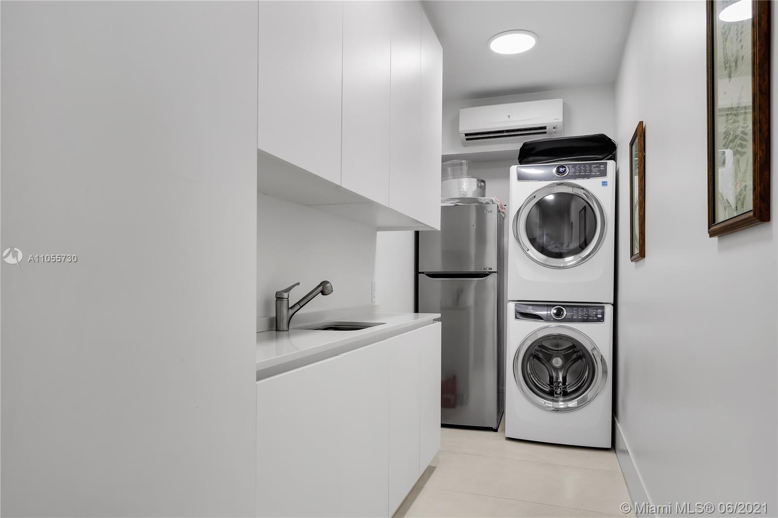 MASHTA ISLAND A REPLAT OF - Residential