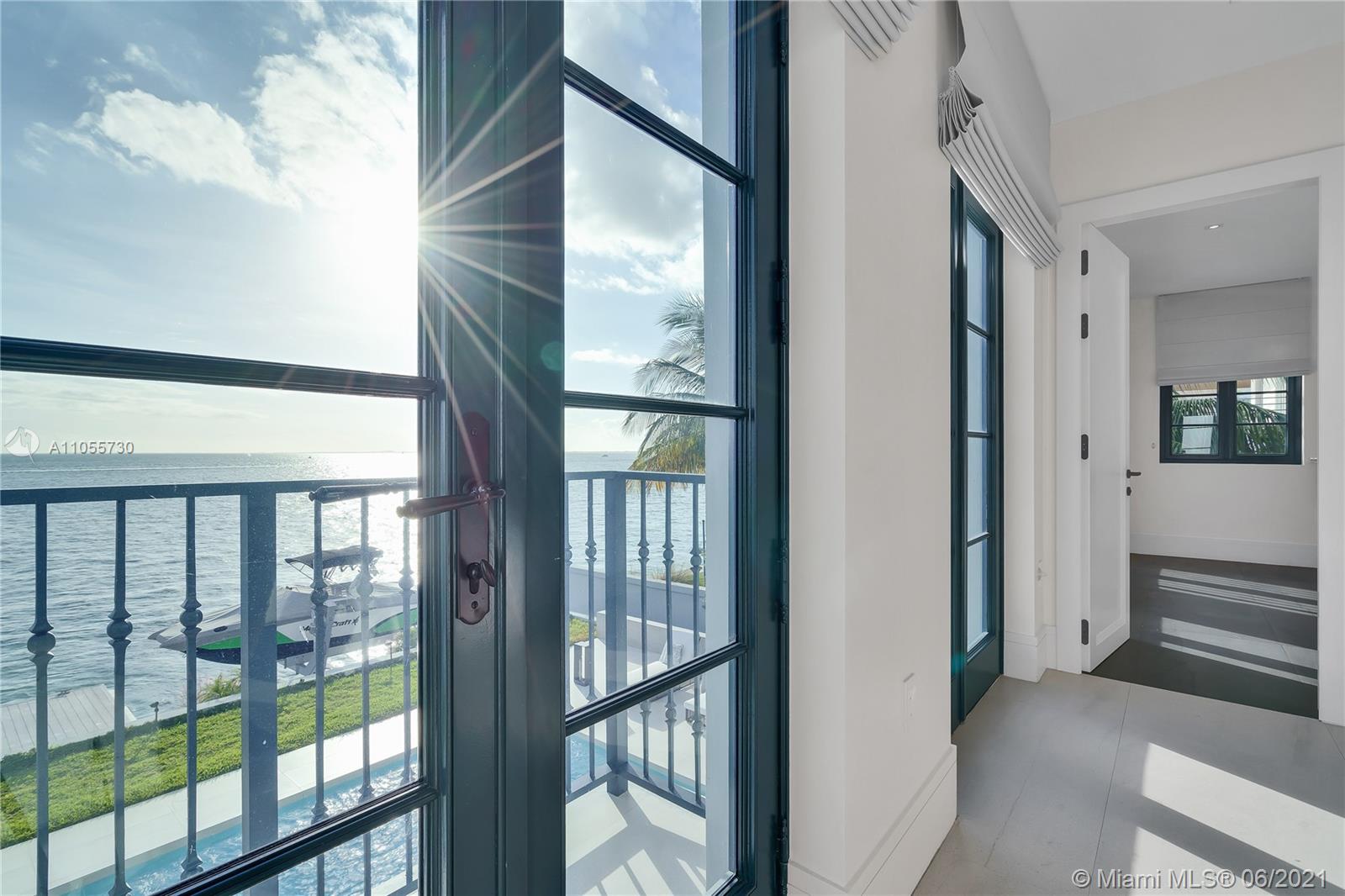 MASHTA ISLAND A REPLAT OF - Residential