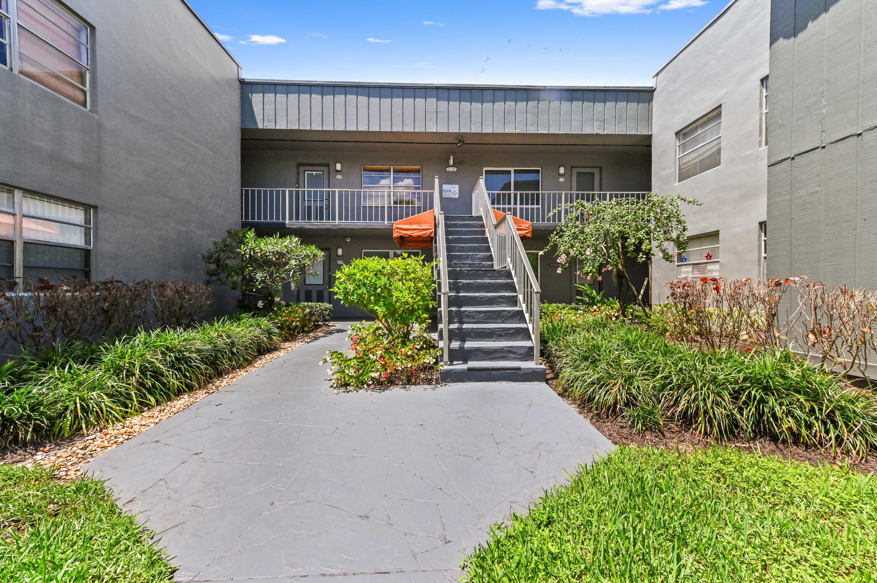 908 Normandy S, Delray Beach FL 33484